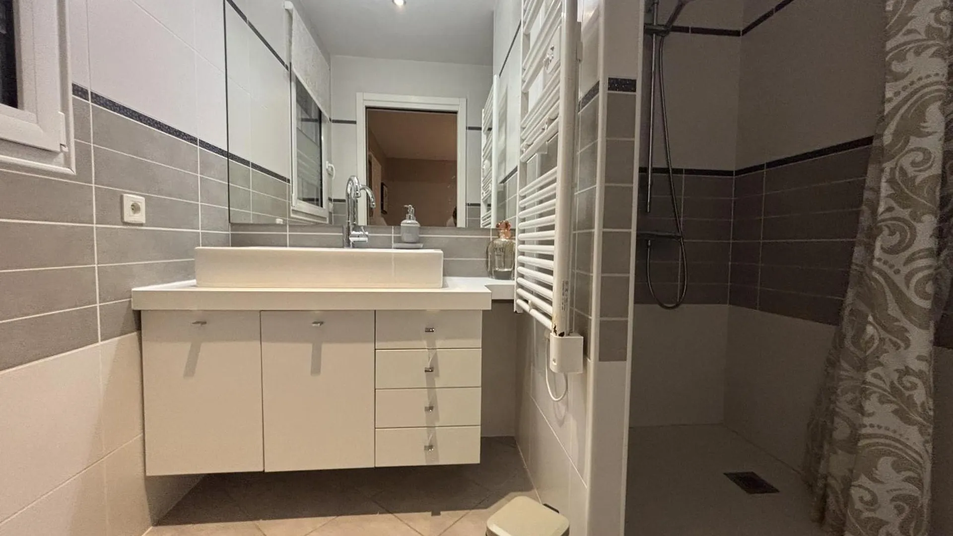 Holiday home La Villa Des Temps Modernes Tregastel France